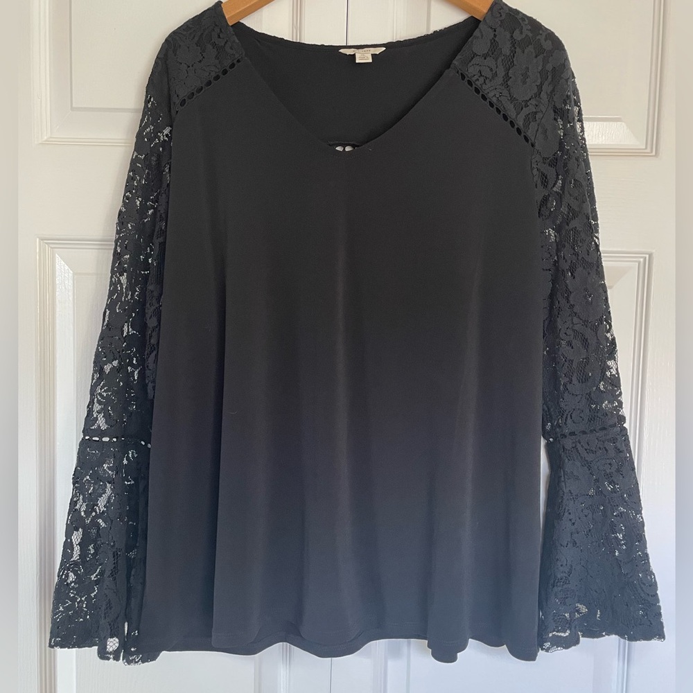 C Est. 1946 XL black soft tee top with lace bell sleeves new without tags